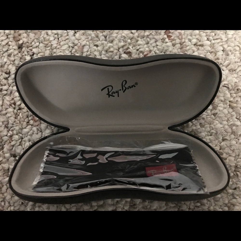 Ray Ban - Picture 2 of 3